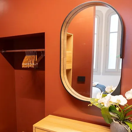 Apartment L'agone In Centro - Il Mio Piccolo Nido Di Design Nel Centro Di Como